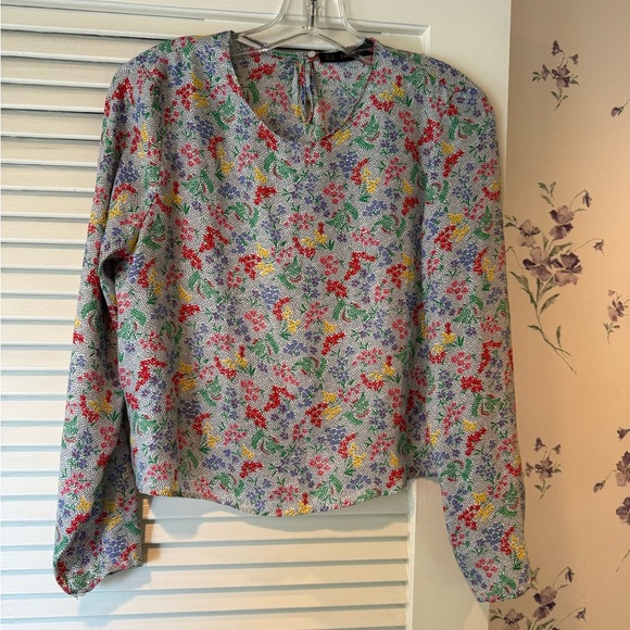 Zara Basics Long Sleeve Crop Floral Print Top in Size Medium - Picture 1 of 7
